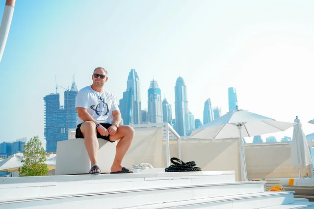 Damien Pearl, Dubai Marina, November 2025